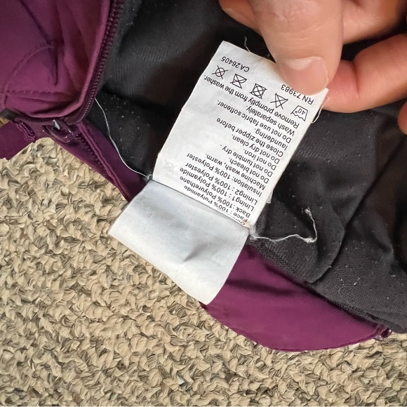 Helly Hansen Striped Ski Jacket & Bib Set - Picture 14 of 16